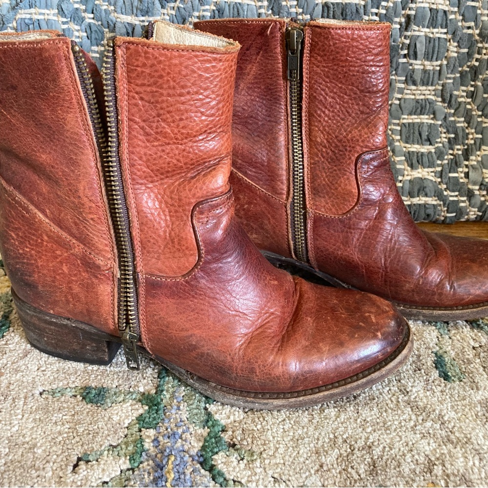 Freebird by Steven Distressed Austin Bootie Boots in Brown Leather Size 7